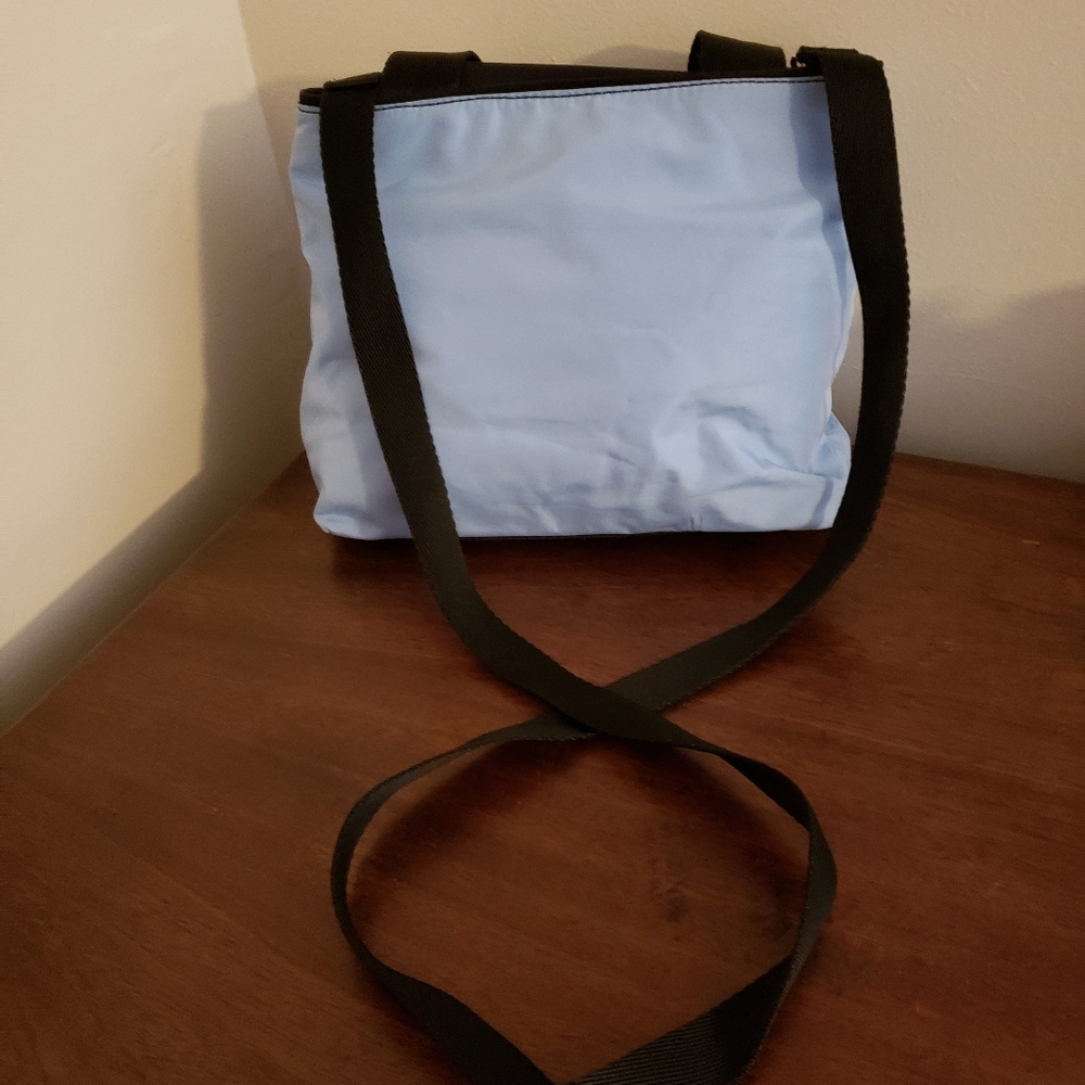 SALE 7 FOR $20 Tommy Hilfiger Crossbody Purse - Picture 2 of 6